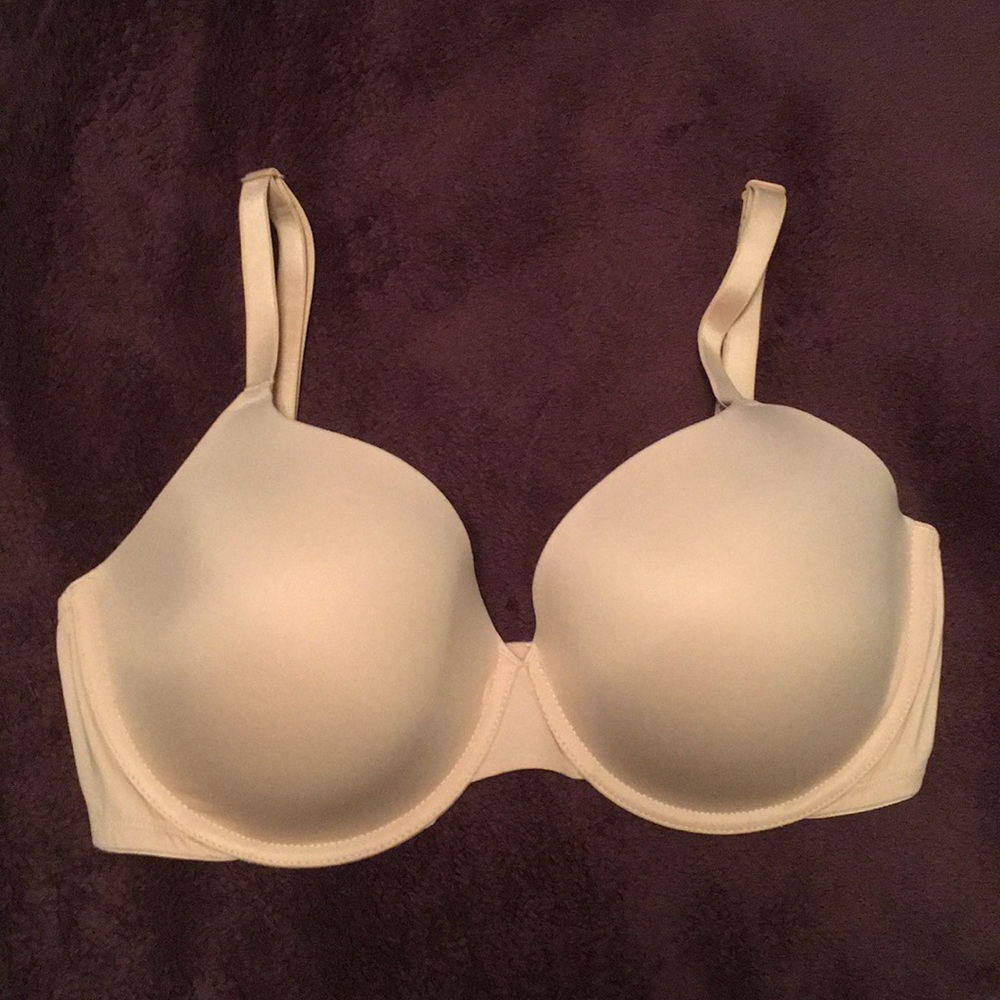 Wear everywhere T-shirt lightly lined bra